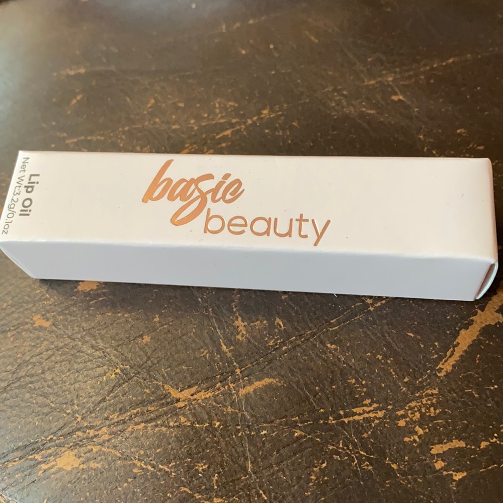 Basic Beauty Lip Oil